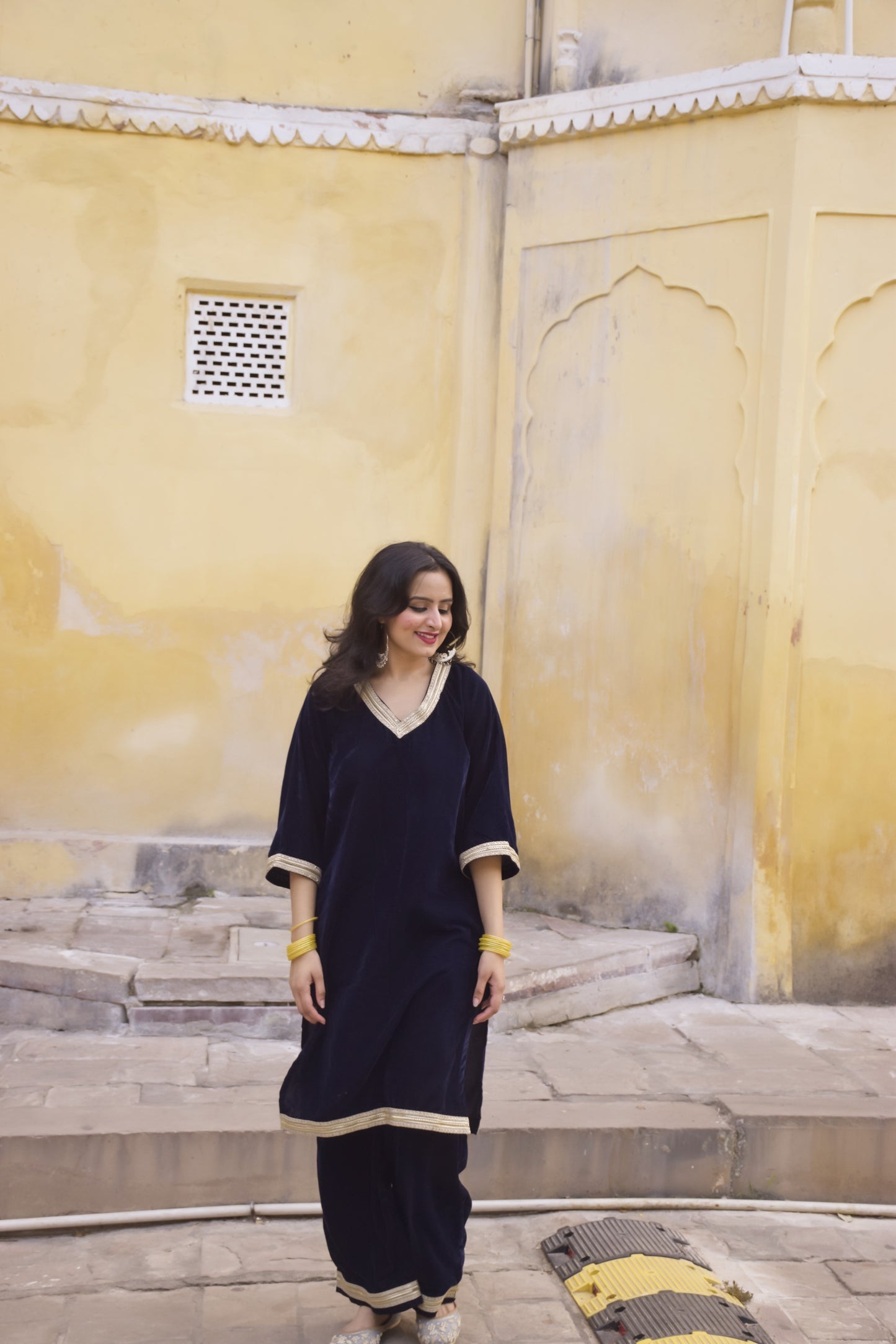 Noor Velvet Kurta Set