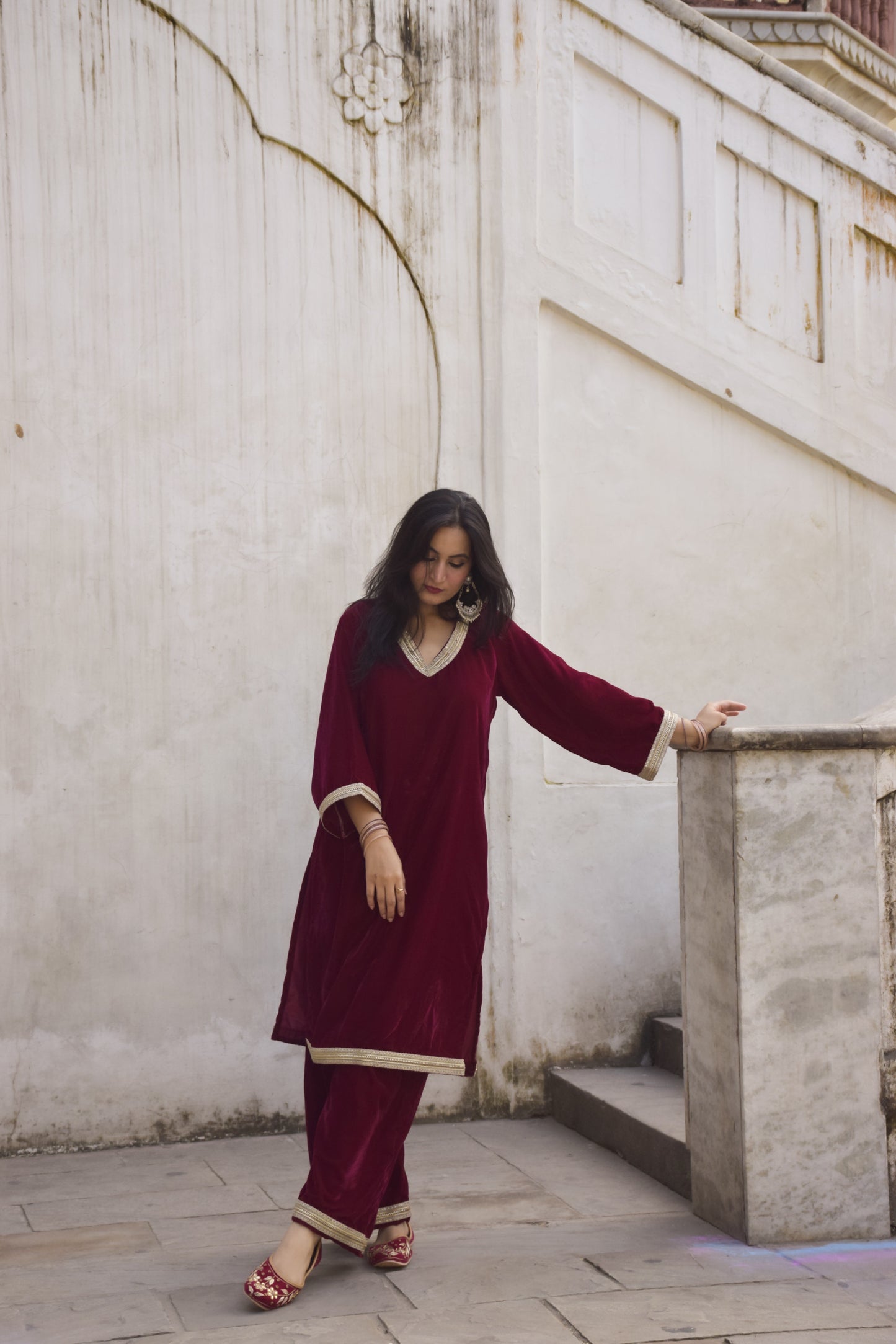 Mahira Velvet Kurta Set