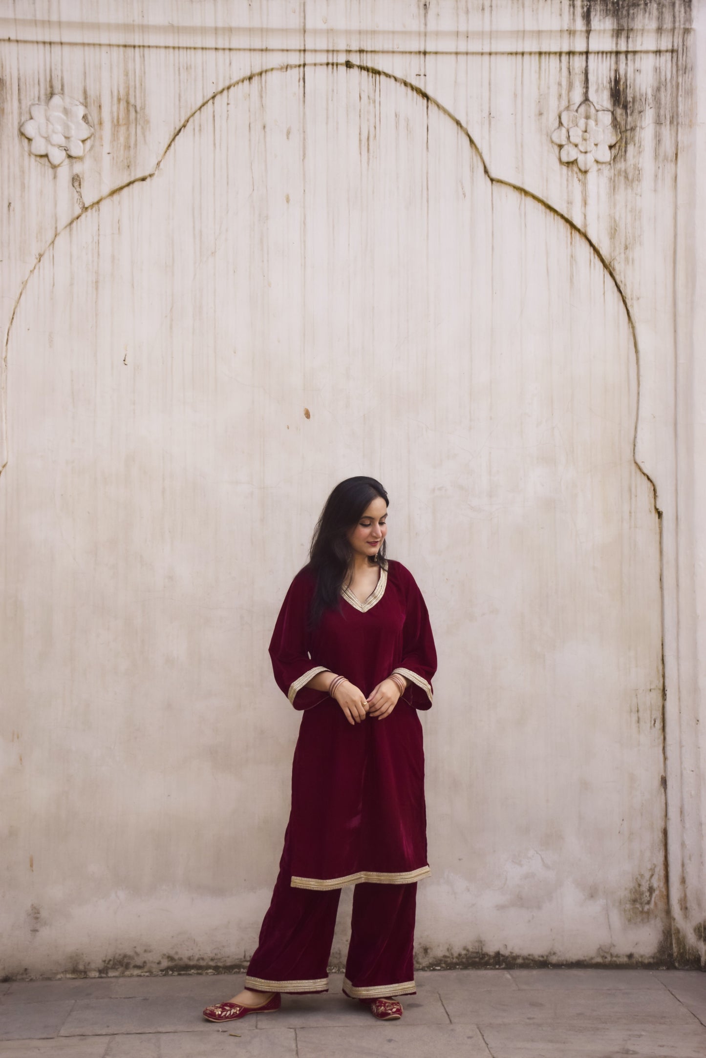 Mahira Velvet Kurta Set