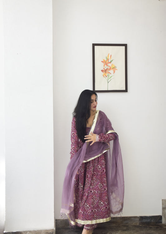 Pakheeja Anarkali Set