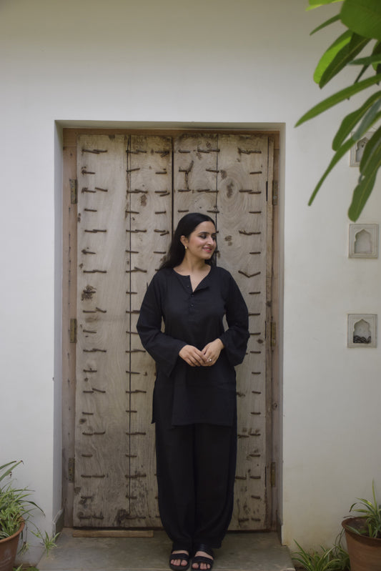 The lazy Sunday black tunic set