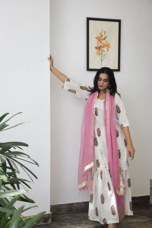 Arya Sharara Set